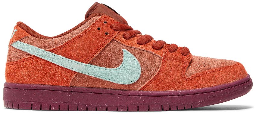 USED Nike SB Dunk Low Mystic Red Rosewood