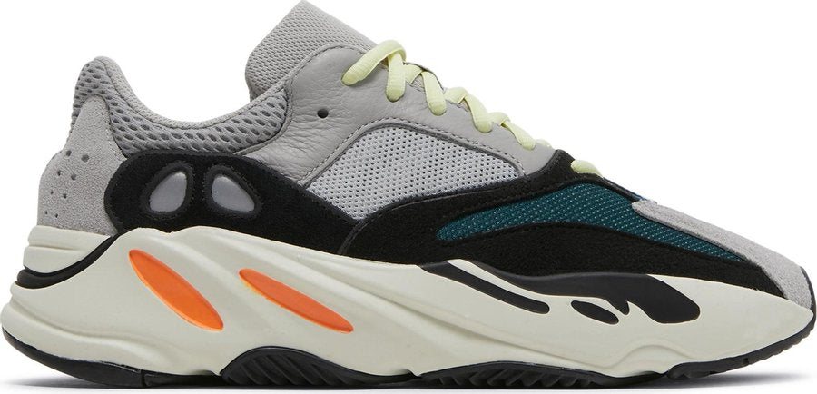 USED adidas Yeezy Boost 700 Wave Runner